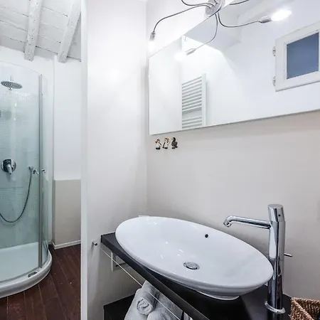 Ghirlandina Loft - In The Historic Center Of Apartmán Modena