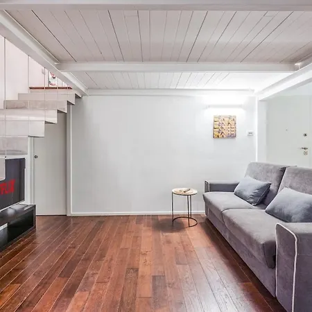 Ghirlandina Loft - In The Historic Center Of