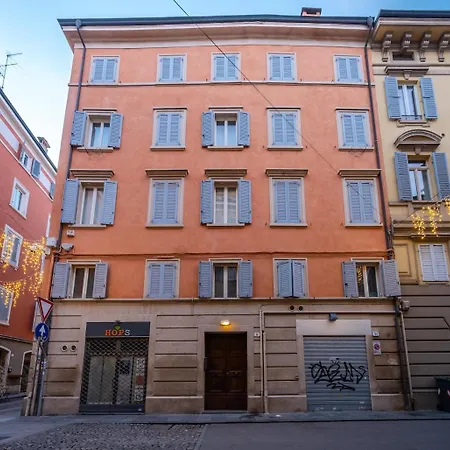 Ghirlandina Loft - In The Historic Center Of * Módena