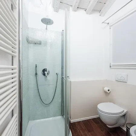 Ghirlandina Loft - In The Historic Center Of