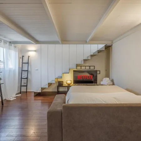 Ghirlandina Loft - In The Historic Center Of 아파트 모데나