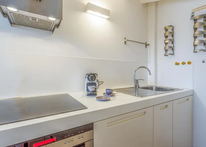 公寓 Ghirlandina Loft - In The Historic Center Of *